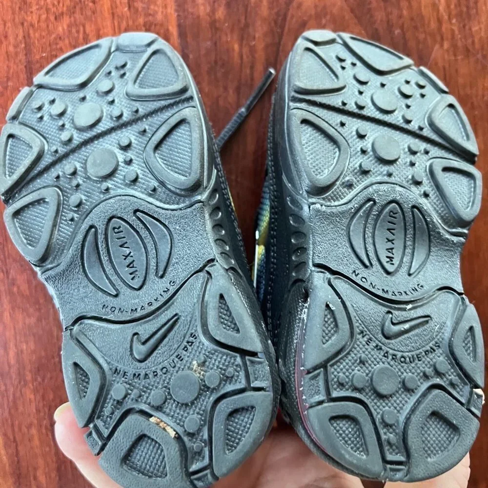 Nike unisex max